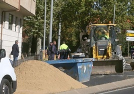 Obras junto a la rotonda del Espolón.