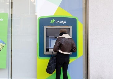 Cuatro de cada diez personas que viven en Castilla y León tienen una renta media-baja