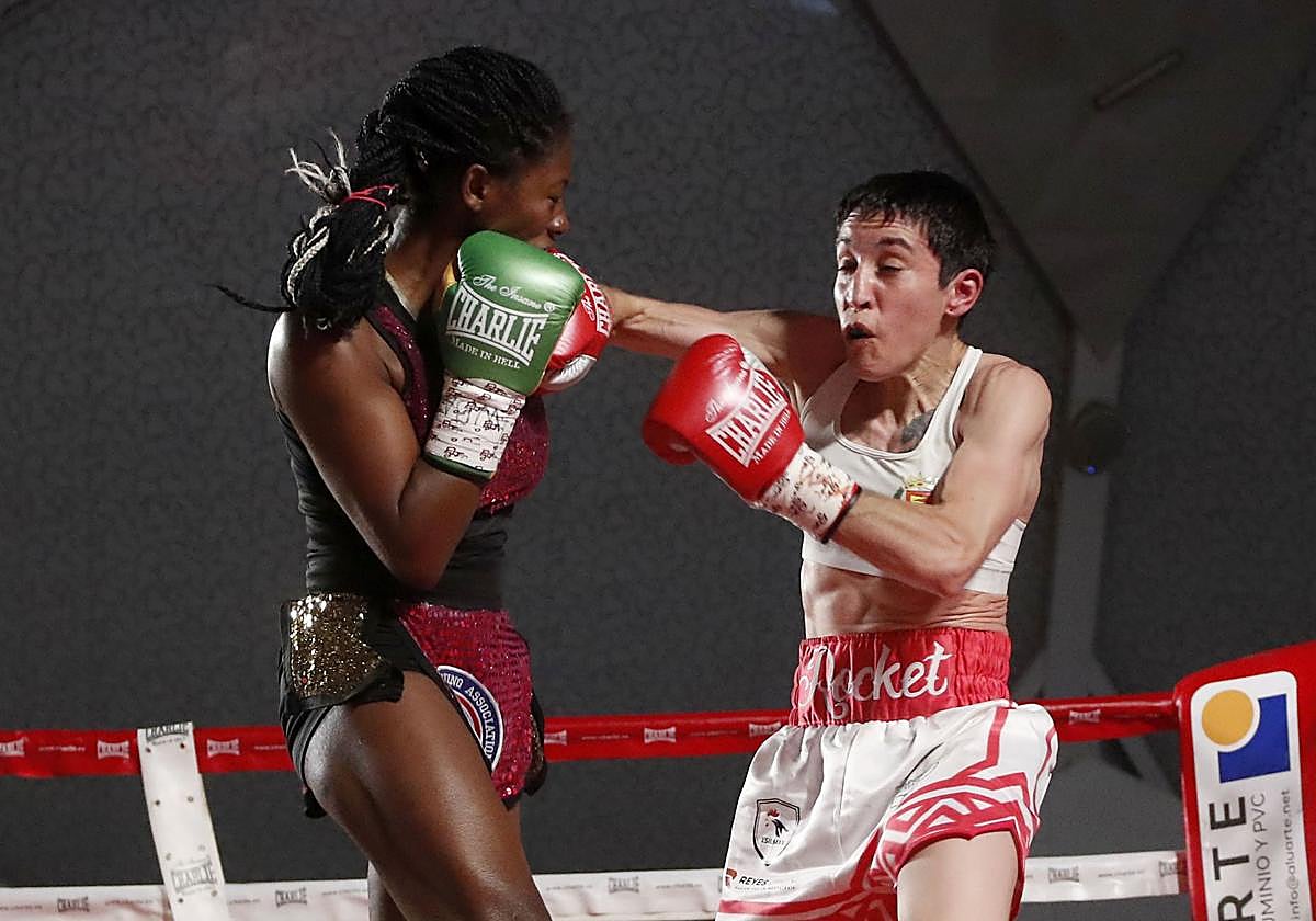 Pelea en la Cúpula entre Isa Rivero y Johana Zúñiga el pasado mes de junio.