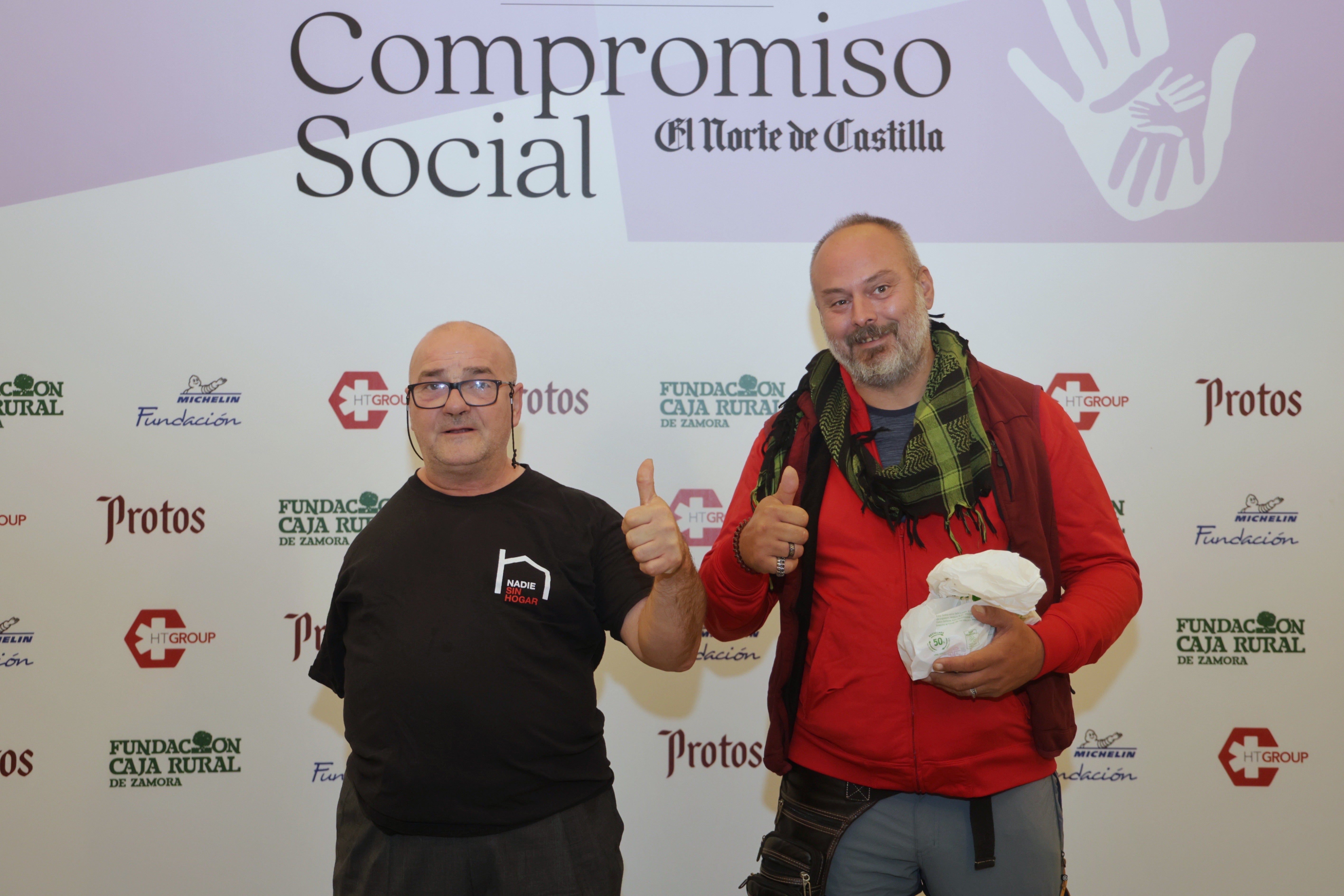 Manuel Esteban y Gabriel Rodríguez, del Grupo de Cáritas Personas Sin Hogar.