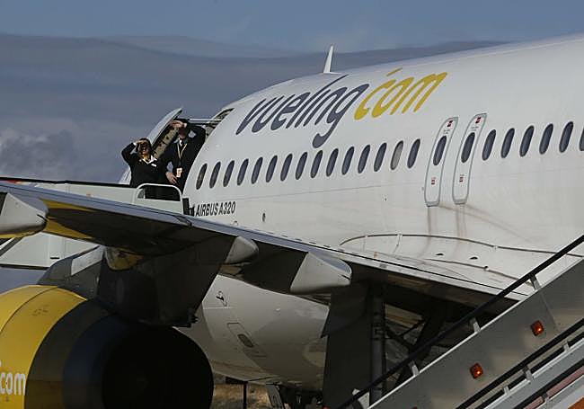 Avión de Vueling en el aeropuerto de Valladolid, en 2013.