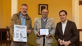 El director de El Norte de Castilla, Ángel Ortiz, el alcalde de Cuenca de Campos, Juan José Bobillo y el presidente de la Diputación Provincial, Conrado Íscar, durante la presentación.