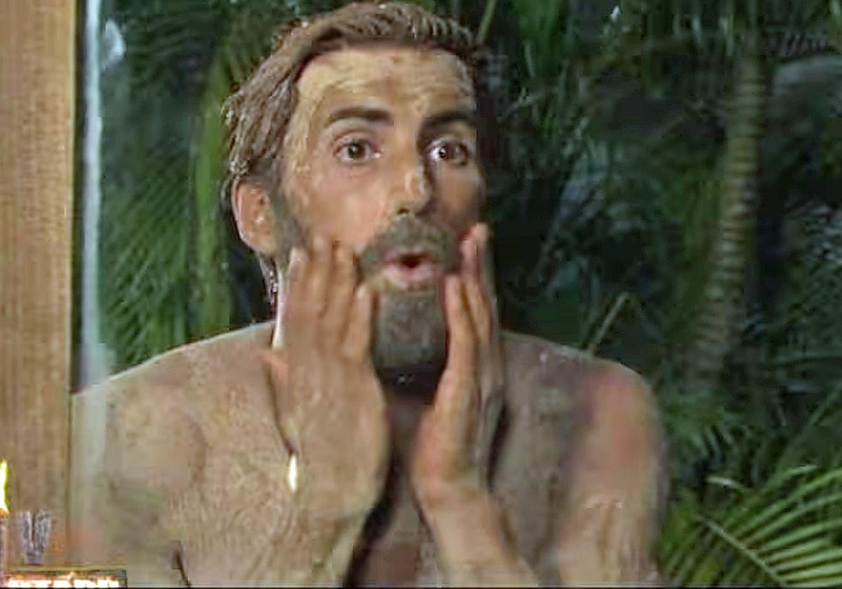 Iván González muestra su asombro tras ponerse delante de un espejo, por primera vez, tras su eliminación.