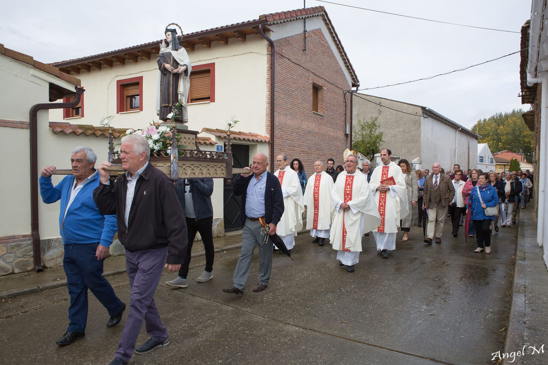 Lobera conmemora el centenario de la devoción a Santa Teresa de Jesús