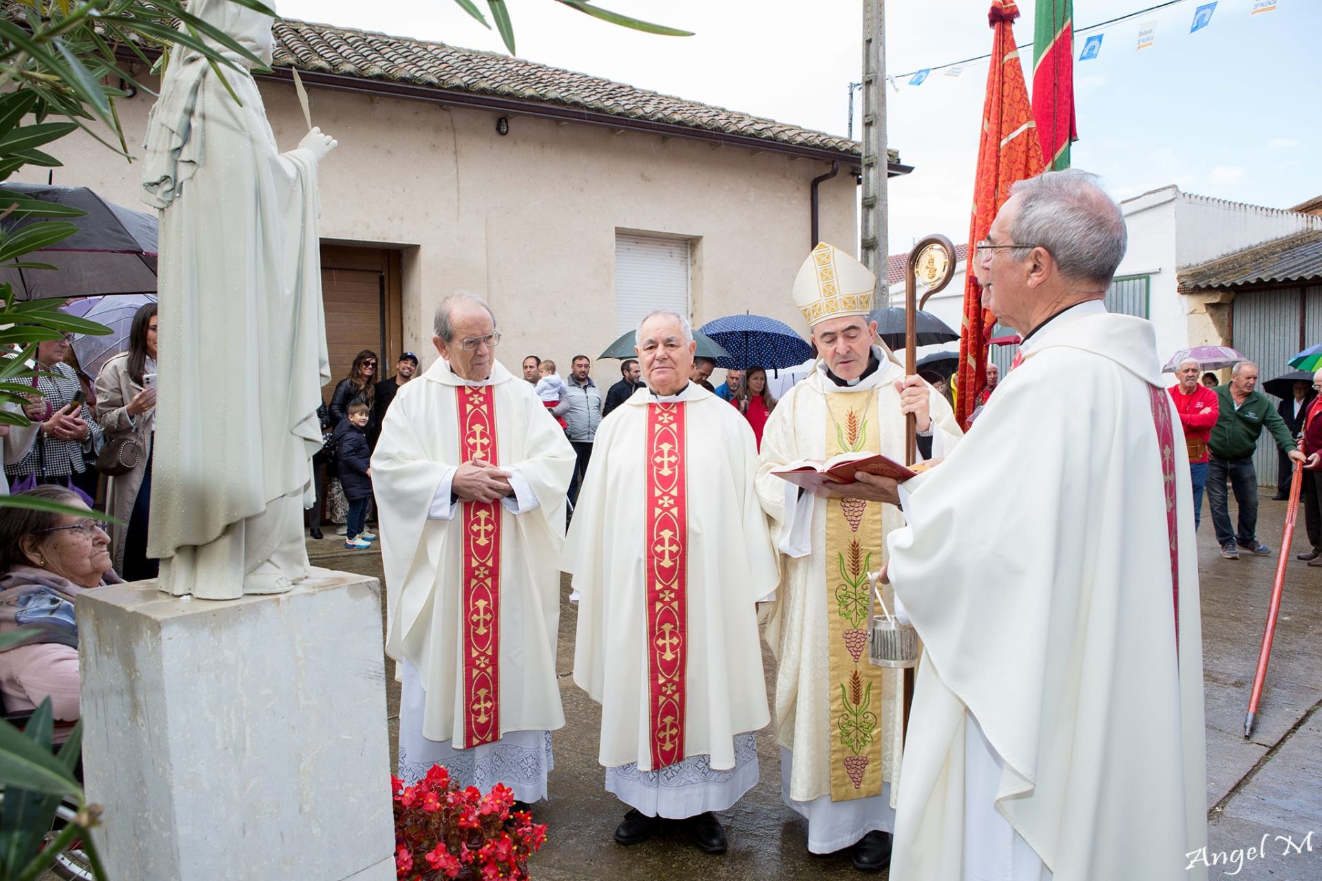 Lobera conmemora el centenario de la devoción a Santa Teresa de Jesús
