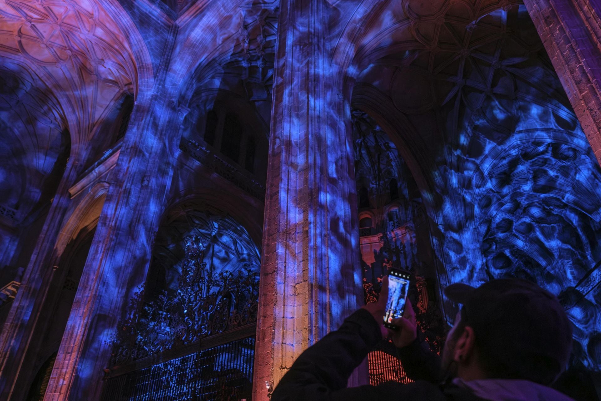 El prodigioso Paso de la Hoja y las sopas del santo, en imágenes