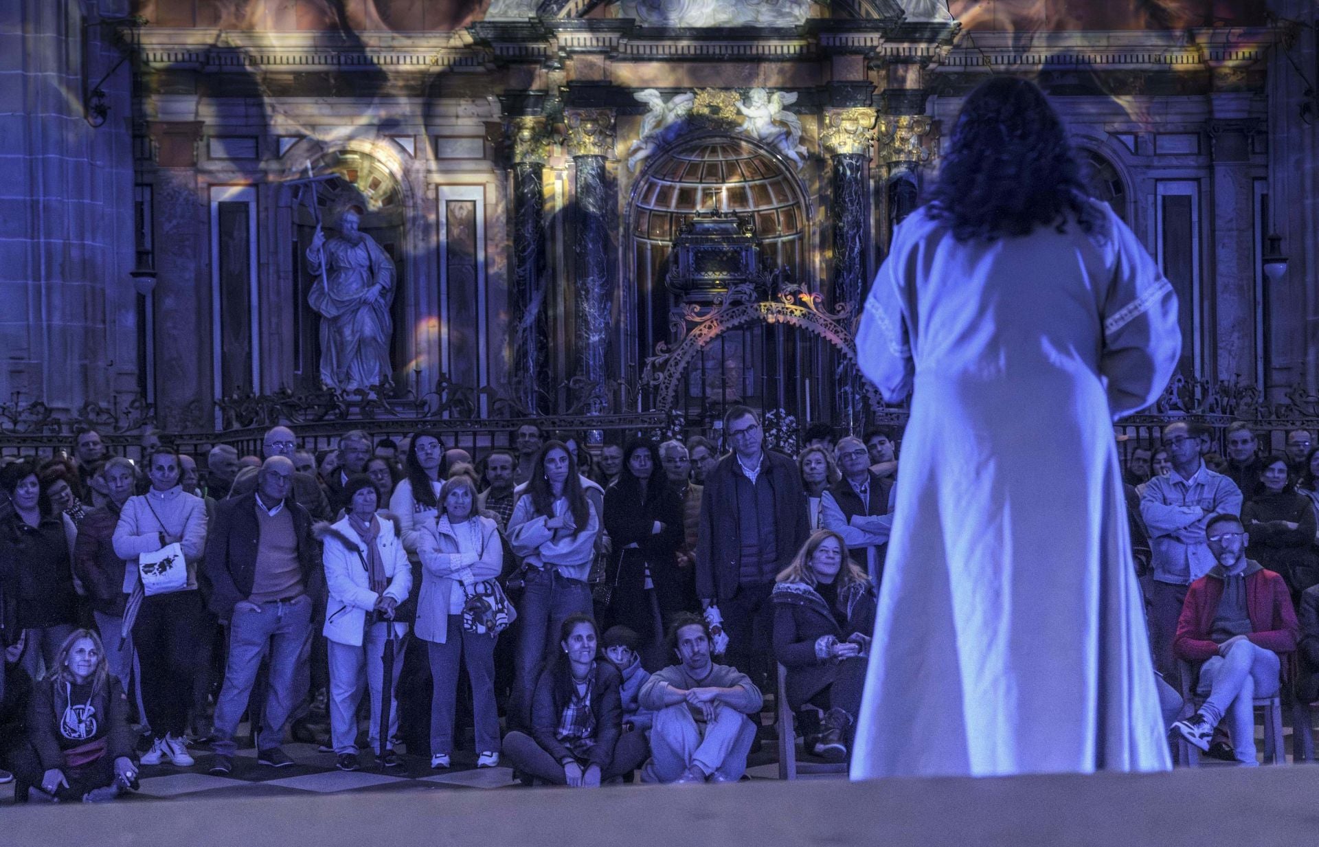 El prodigioso Paso de la Hoja y las sopas del santo, en imágenes