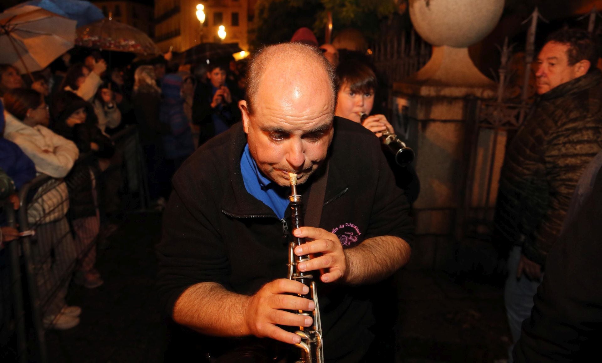 El prodigioso Paso de la Hoja y las sopas del santo, en imágenes