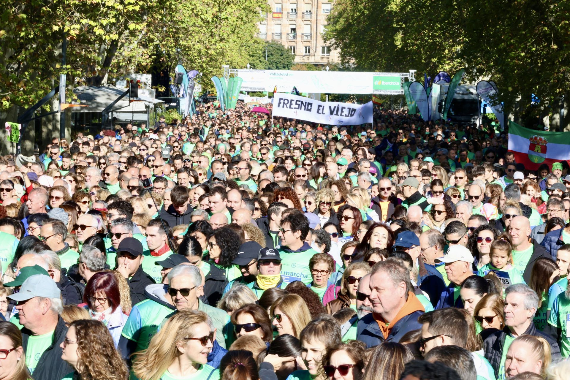 Las imágenes de la Marcha contra el Cáncer 2025