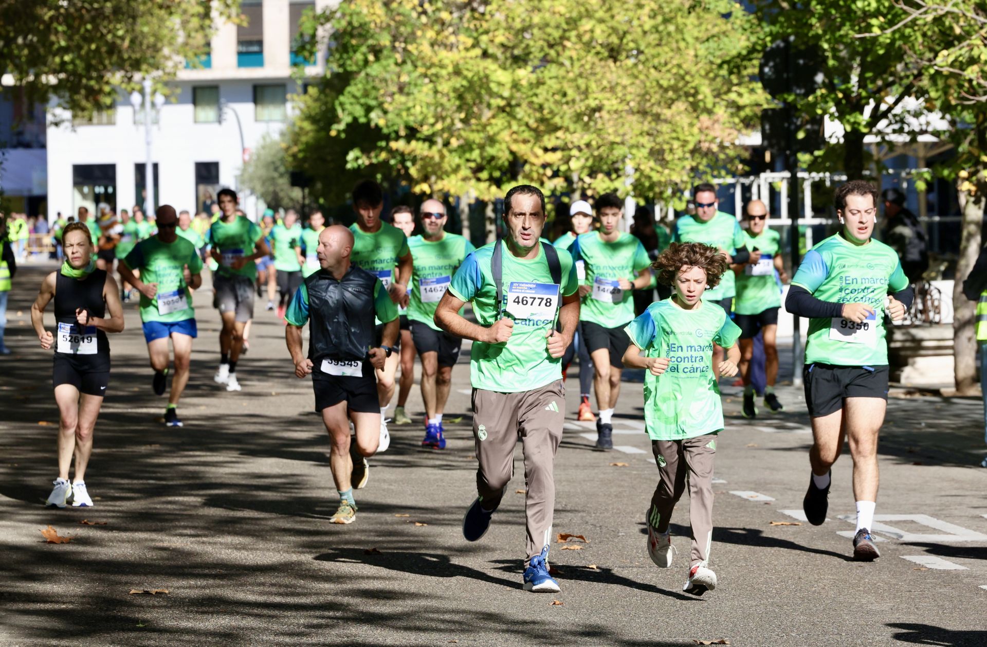 Las imágenes de la Marcha contra el Cáncer 2025