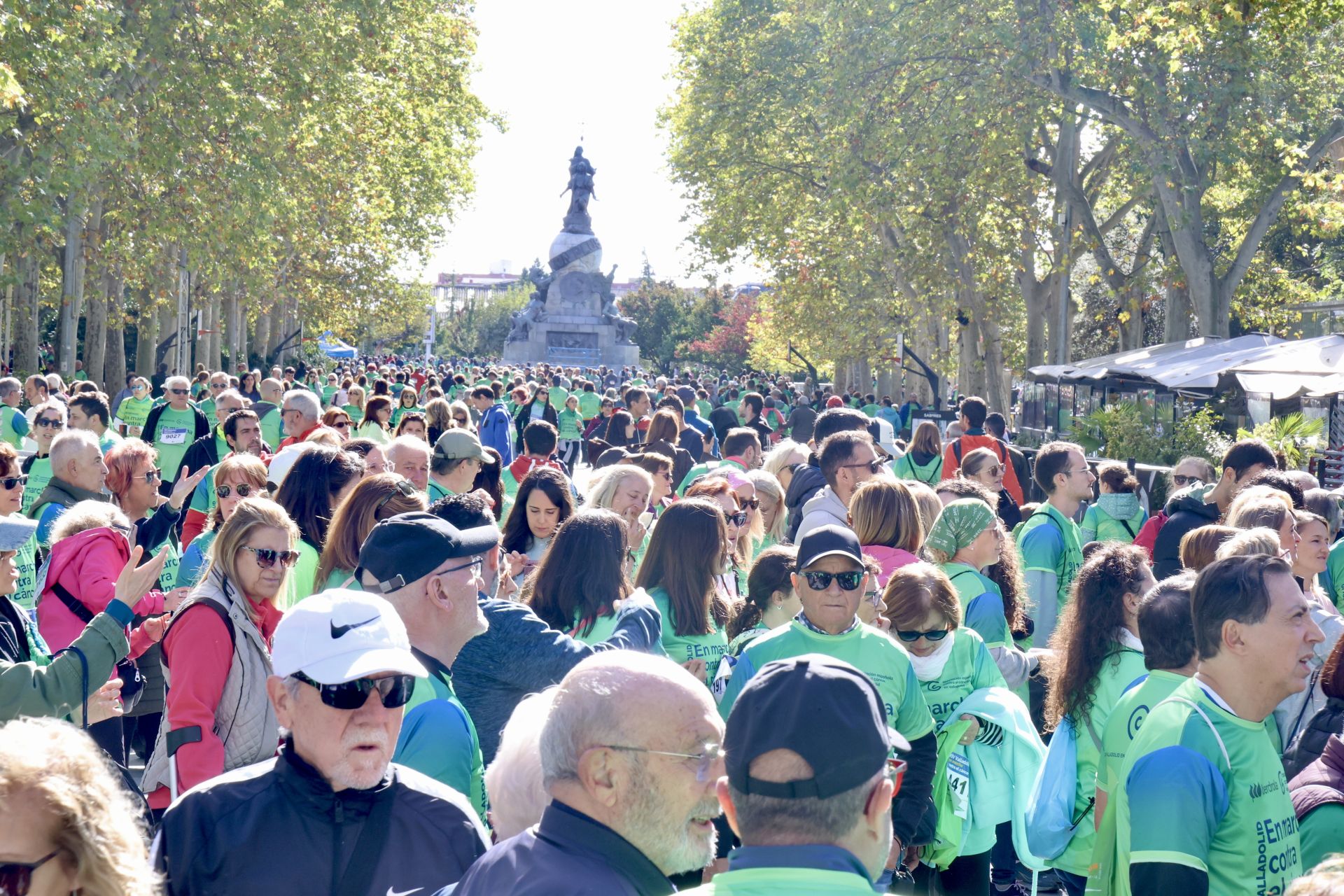 Las imágenes de la Marcha contra el Cáncer 2025