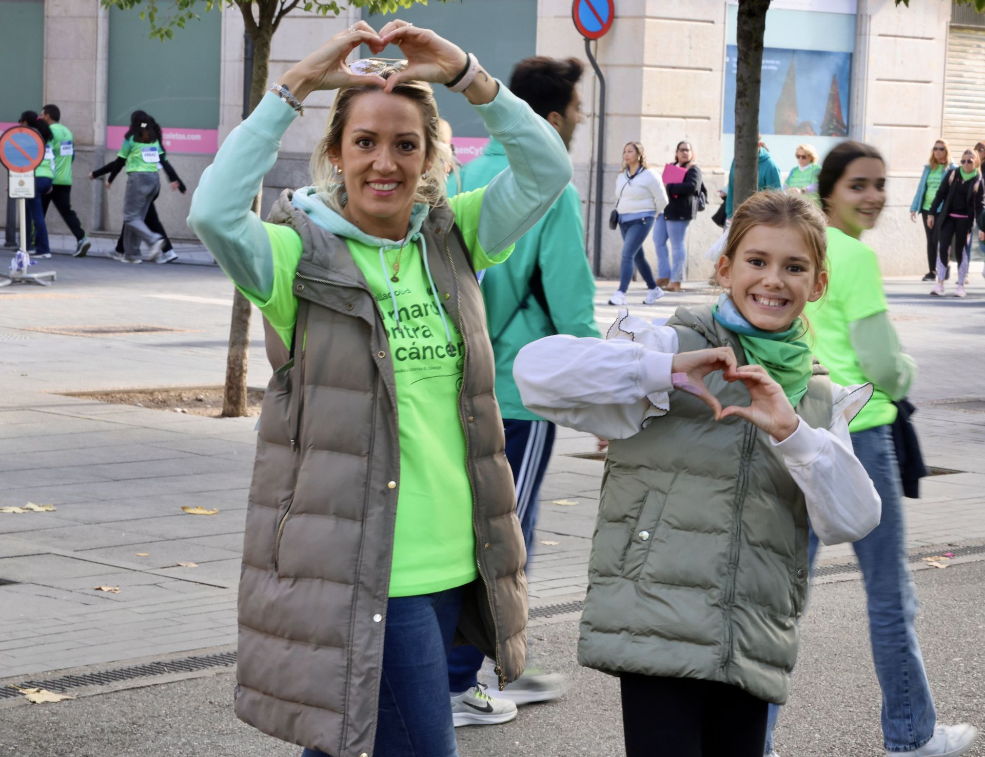 Las imágenes de la Marcha contra el Cáncer 2025