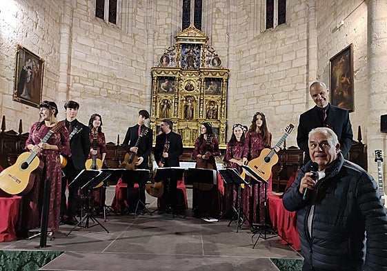 Astudillo despide la Muestra de Música de Plectro