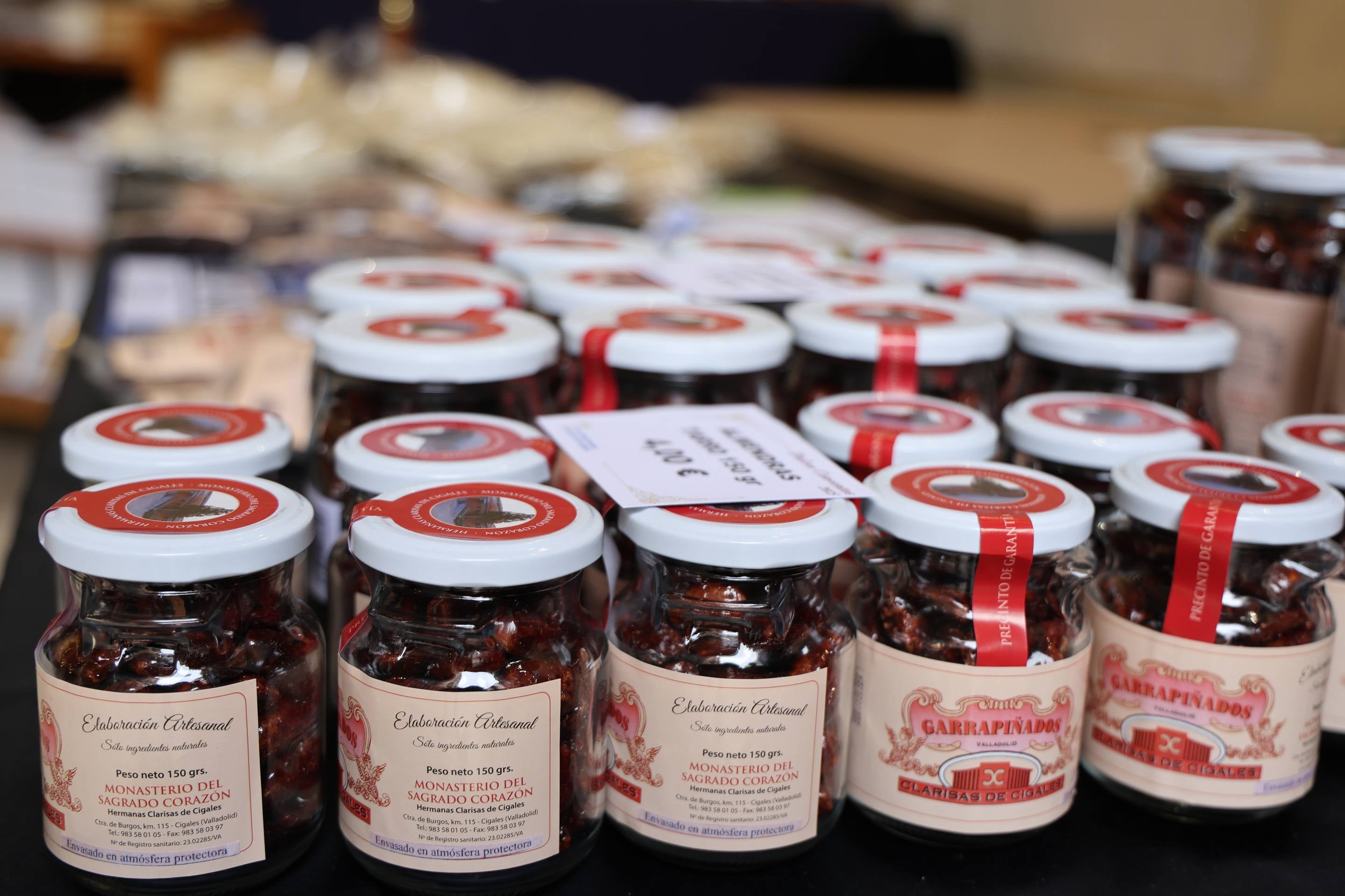 La venta de dulces de las monjas en Las Angustias, en imágenes