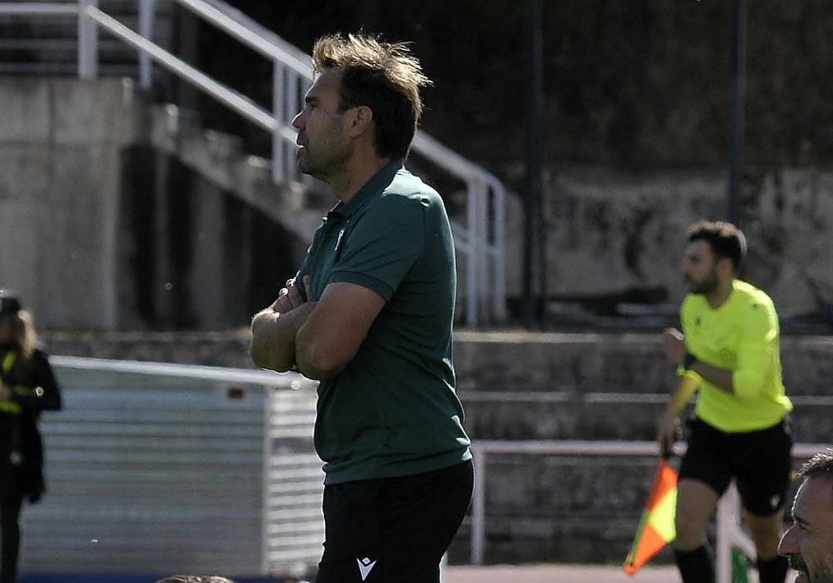 Iñaki Bea, durante el partido de este domingo en Salamanca.