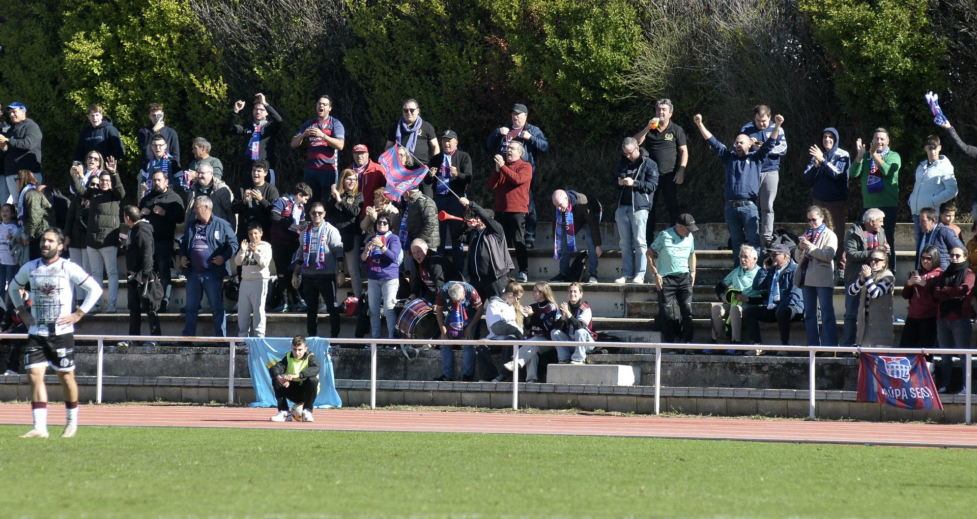 Fotos de la victoria de la Segoviana en Salamanca