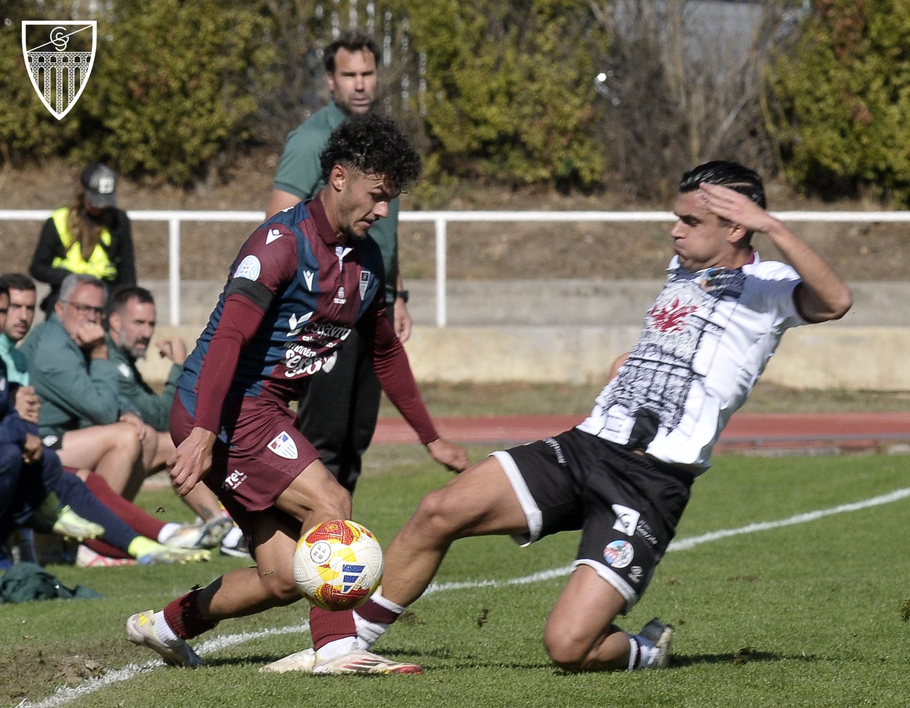 Fotos de la victoria de la Segoviana en Salamanca