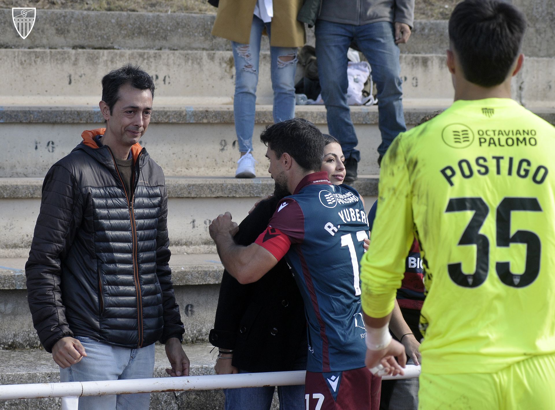 Fotos de la victoria de la Segoviana en Salamanca