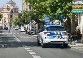 Imagen de archivo de un vehículo policial en el centro de Valladolid.