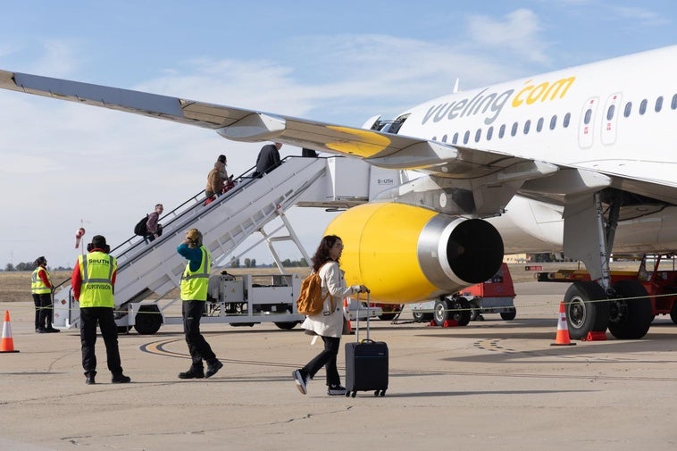 Valladolid recupera el vuelo a Barcelona con 275 pasajeros: «Me supone más ahorro y menos tiempo de viaje»