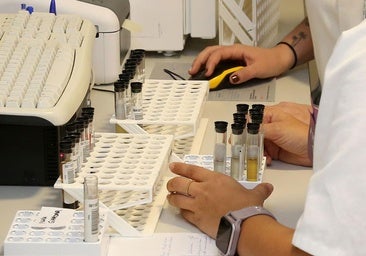 La huelga de técnicos superiores sanitarios comprometerá cientos de pruebas diarias