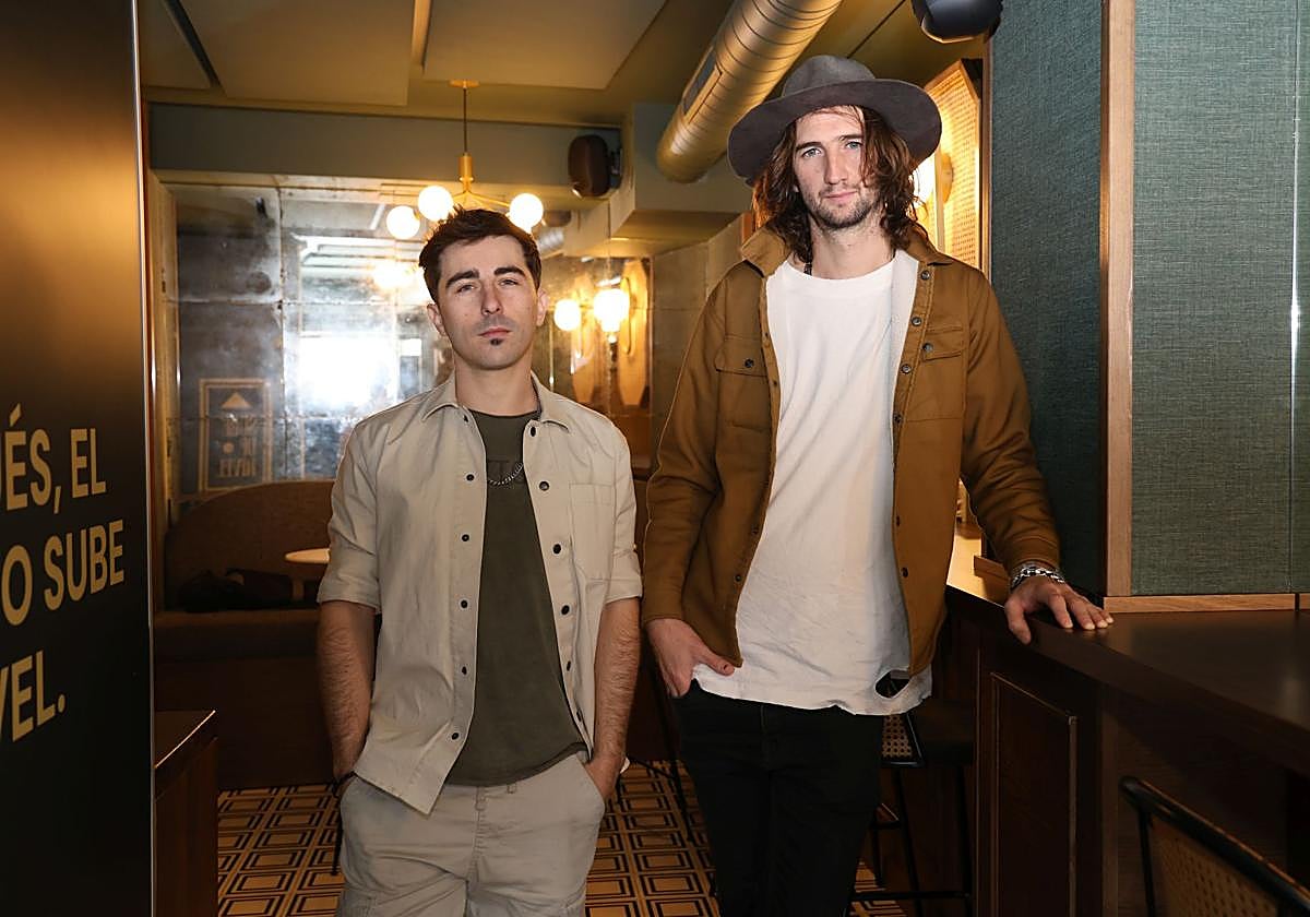 Raúl De Eugenio (izquierda) y Humberto Iglesias, miembros del grupo Comandante Twin.