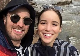 Chris Evans y Alba Baptista, en una imagen de archivo.