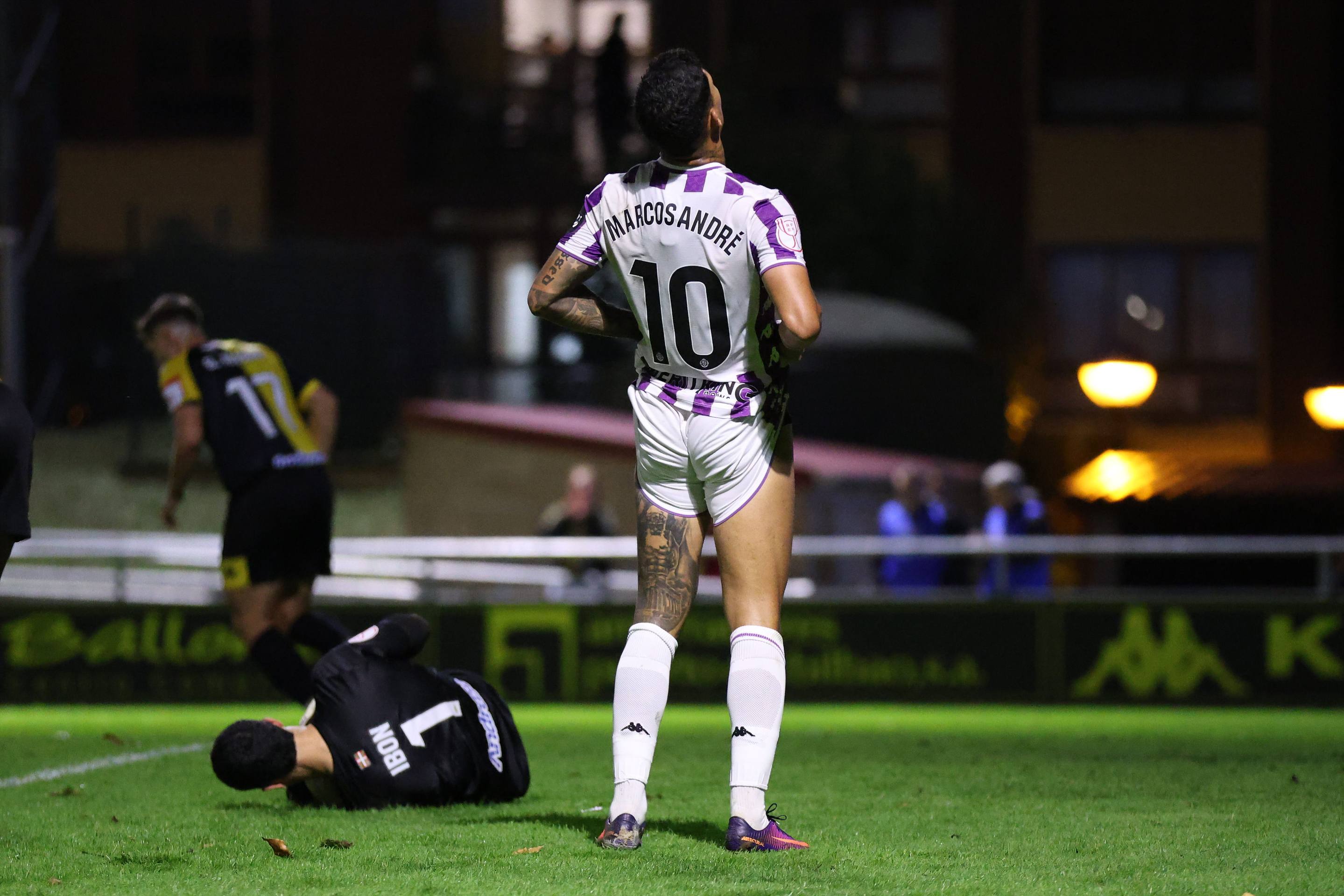 Las imágenes de la bochornosa eliminación del Real Valladolid