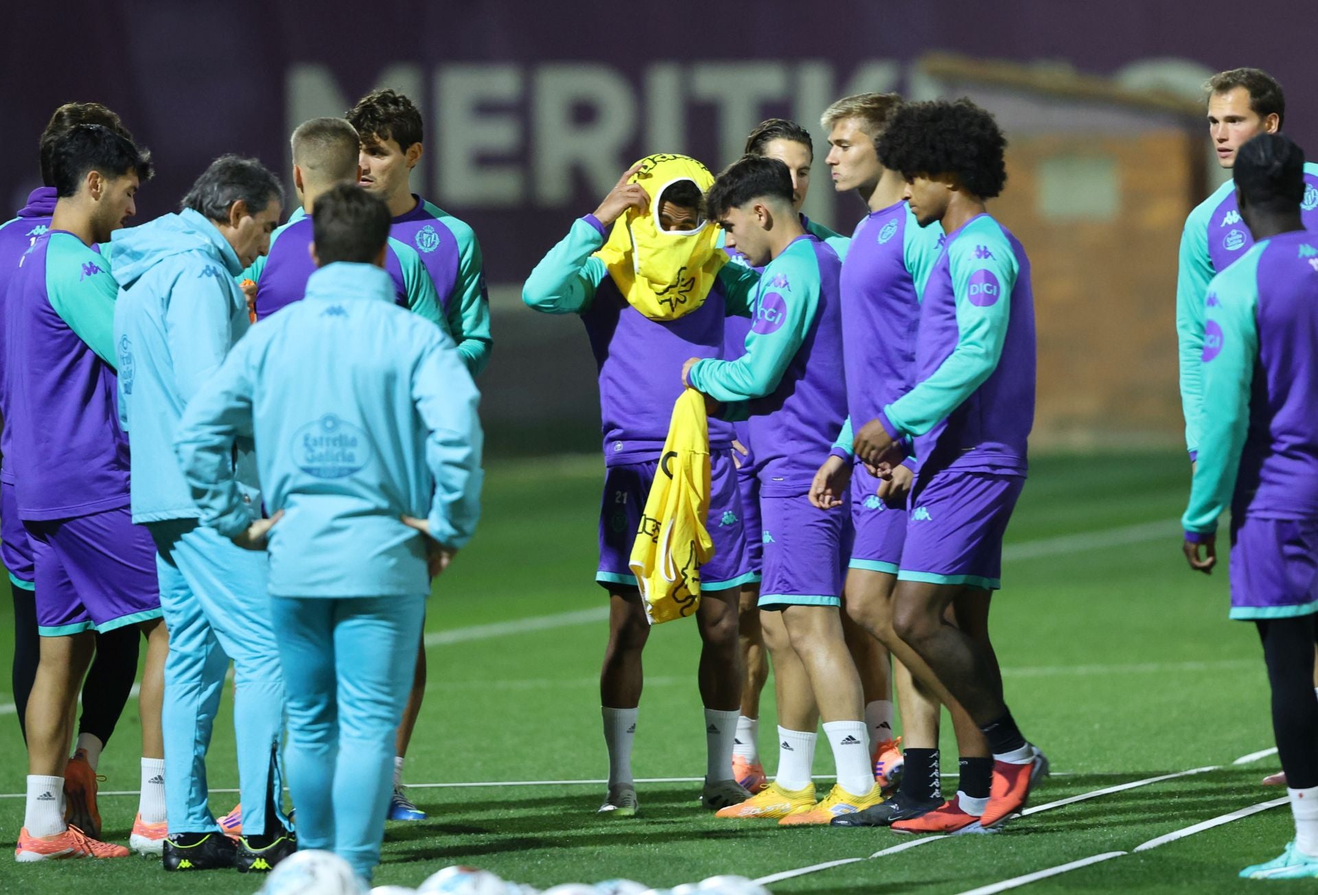 En imágenes el entrenamiento del Real Valladolid tras la eliminación en Copa del Rey ante el Club Portugalete