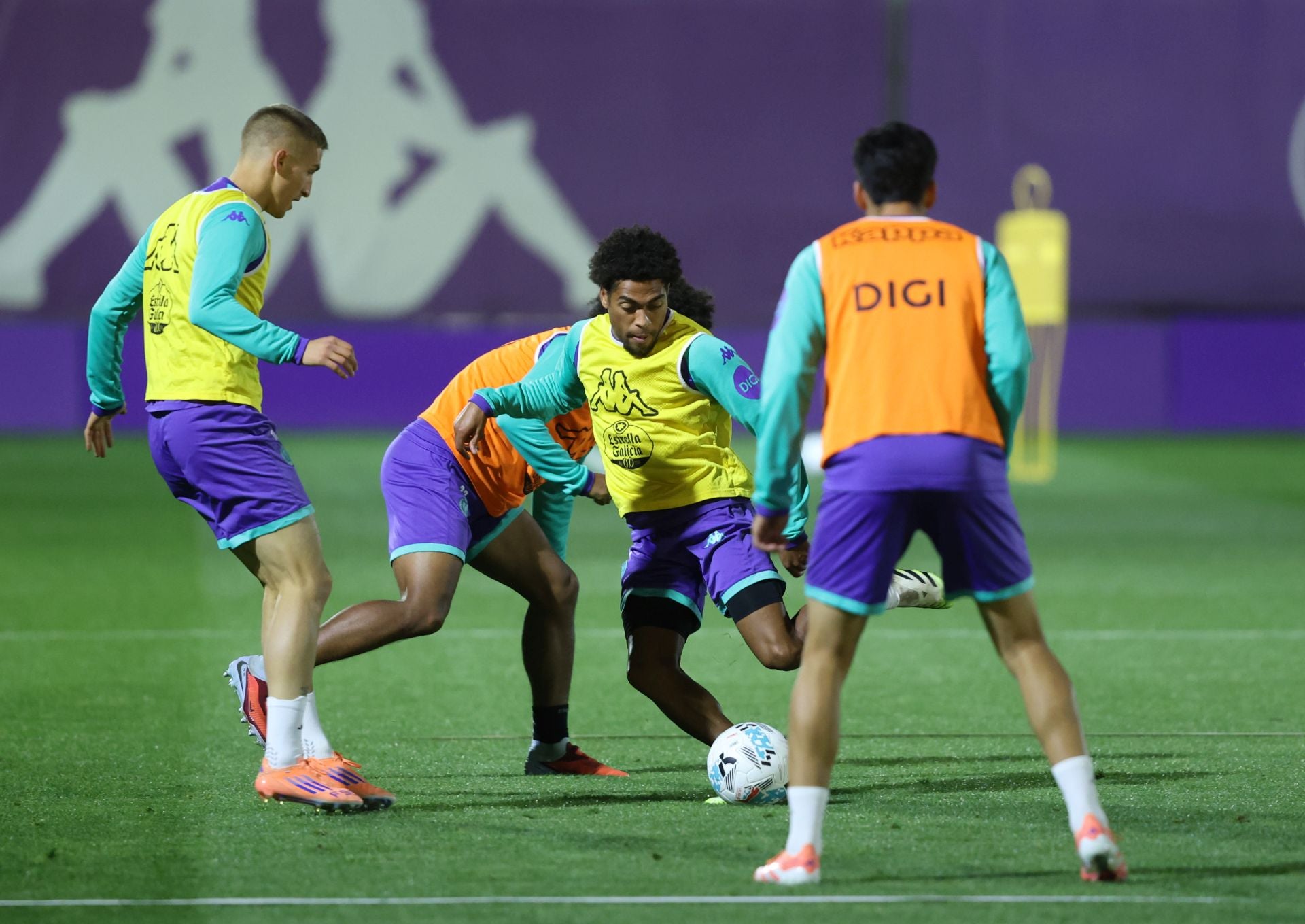 En imágenes el entrenamiento del Real Valladolid tras la eliminación en Copa del Rey ante el Club Portugalete