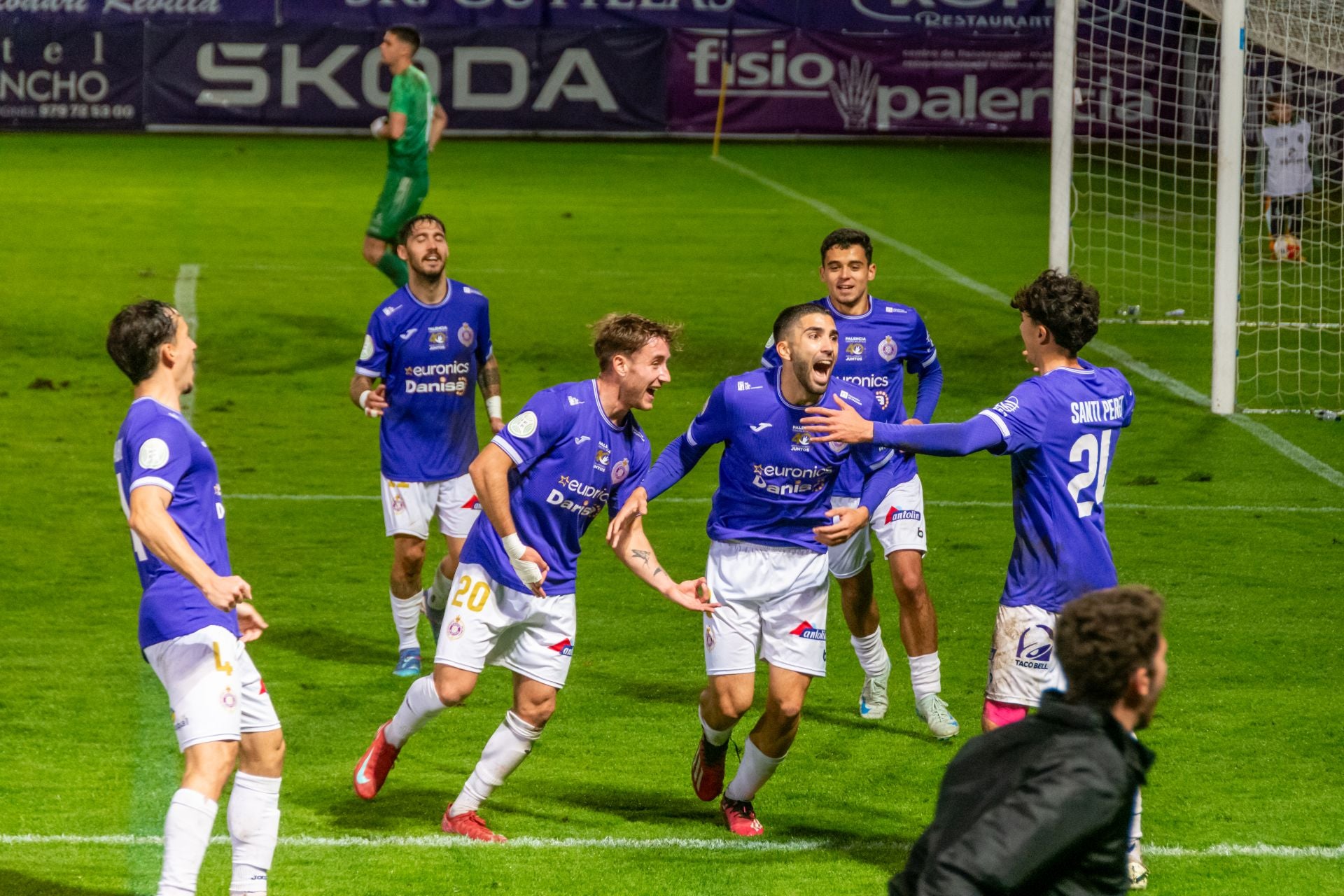 El Palencia Cristo sigue en lo alto de la tabla