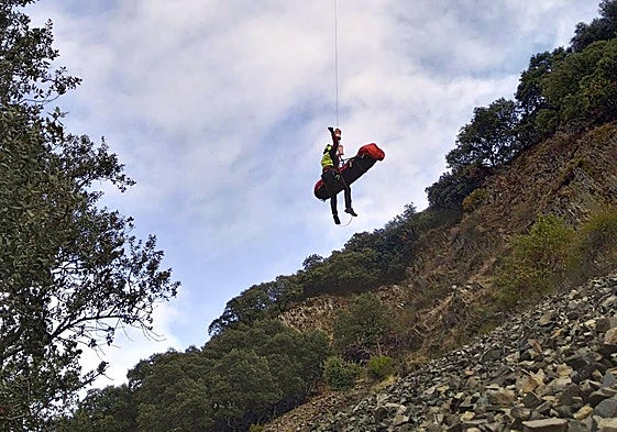 Fallece un corredor al caer por un barranco de unos 20 metros en el monte Pajariel de Ponferrada.