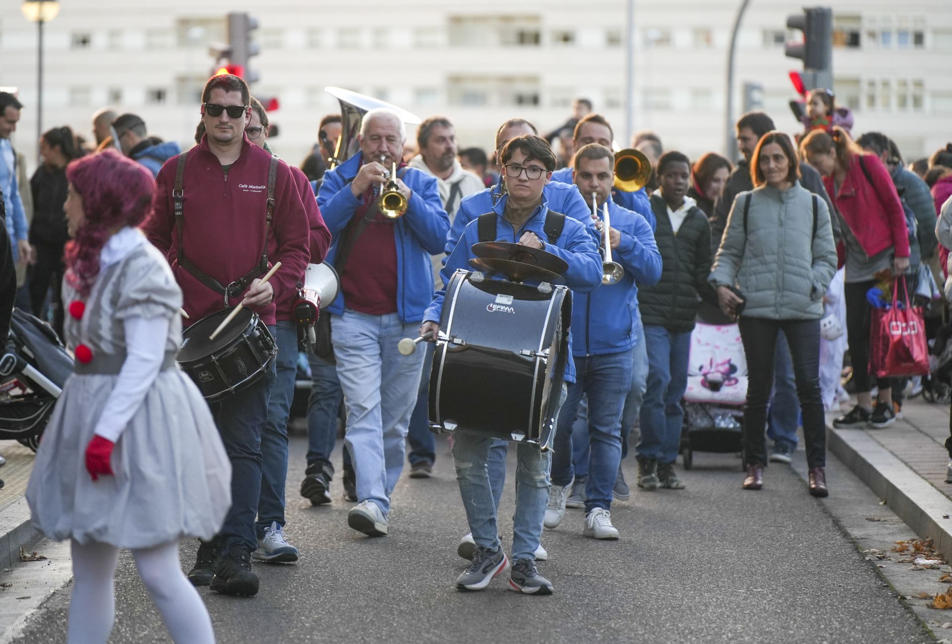 En imágenes el desfile de Halloween en Los Santos Pilarica