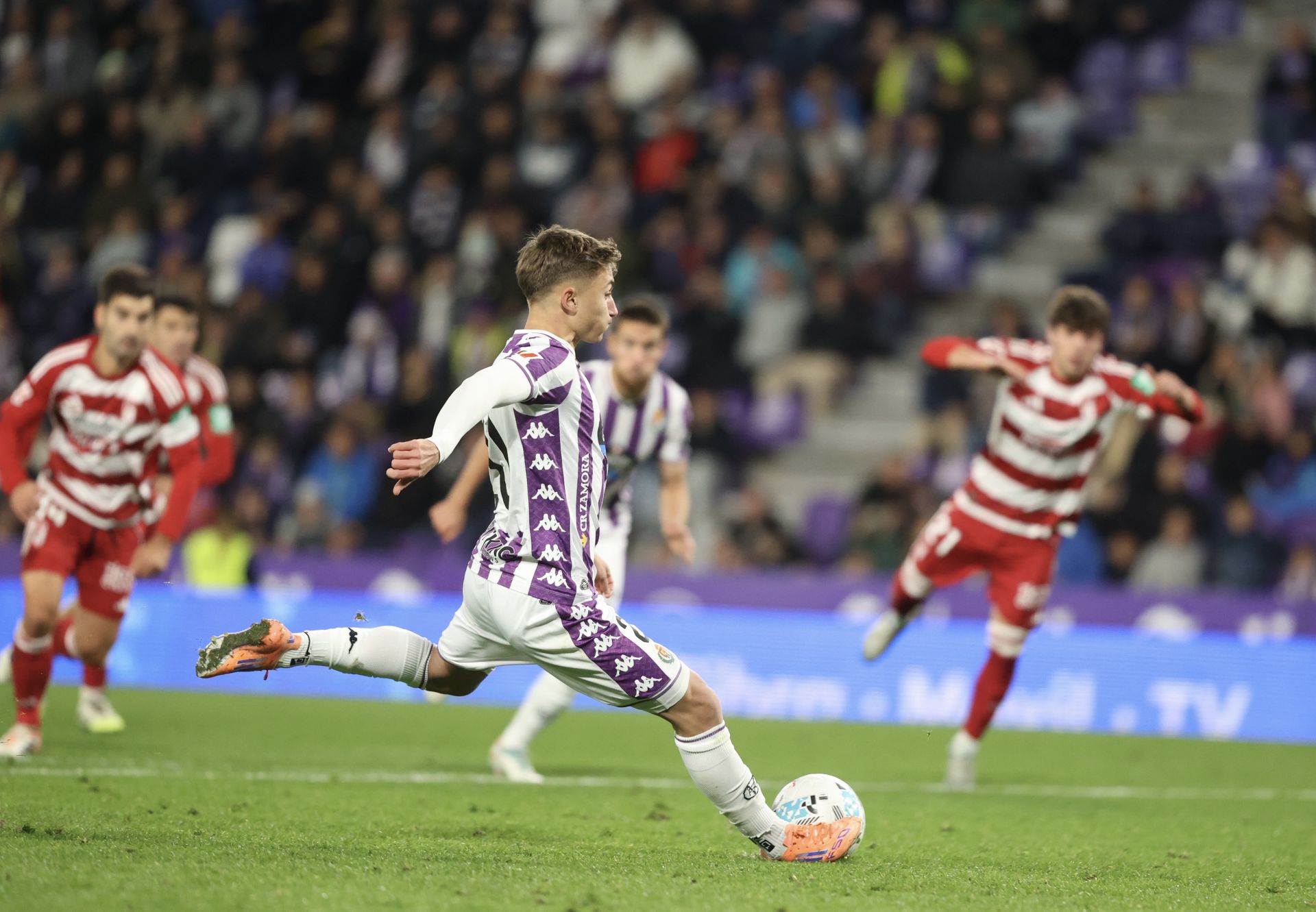 Las imágenes del partido entre el Real Valladolid y el Granada