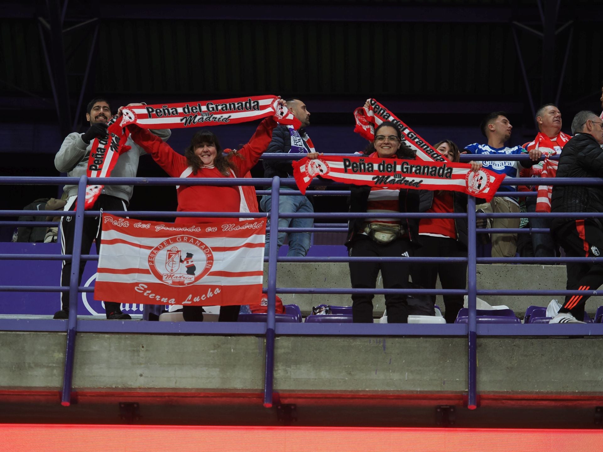 Búscate en la grada del estadio José Zorrilla (2/4)