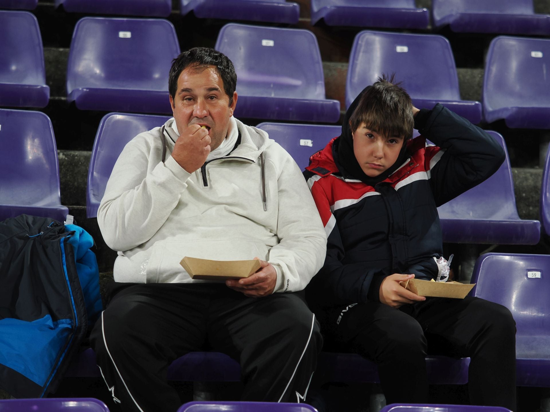 Búscate en la grada del estadio José Zorrilla (4/4)