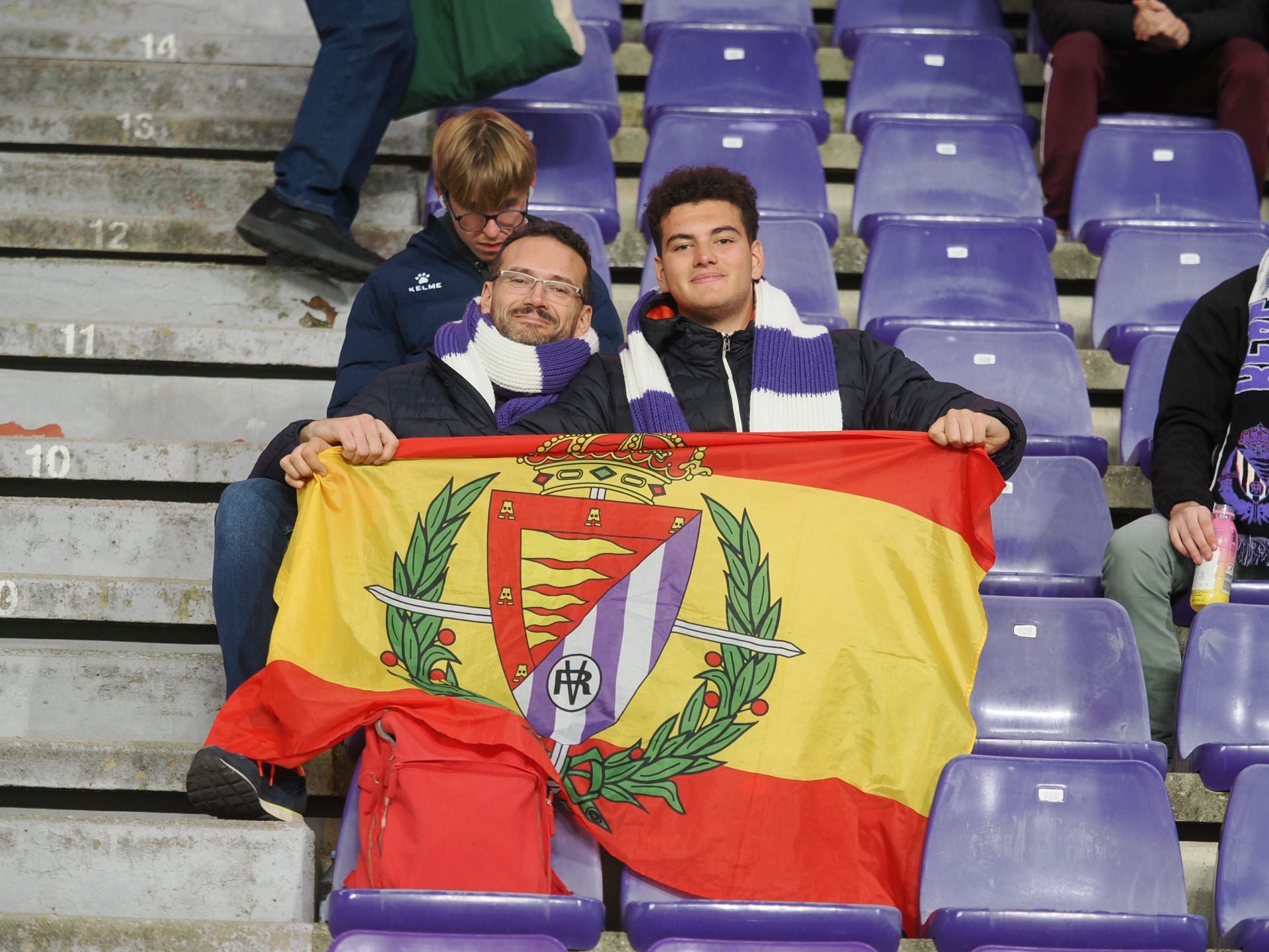 Búscate en la grada del estadio José Zorrilla (4/4)