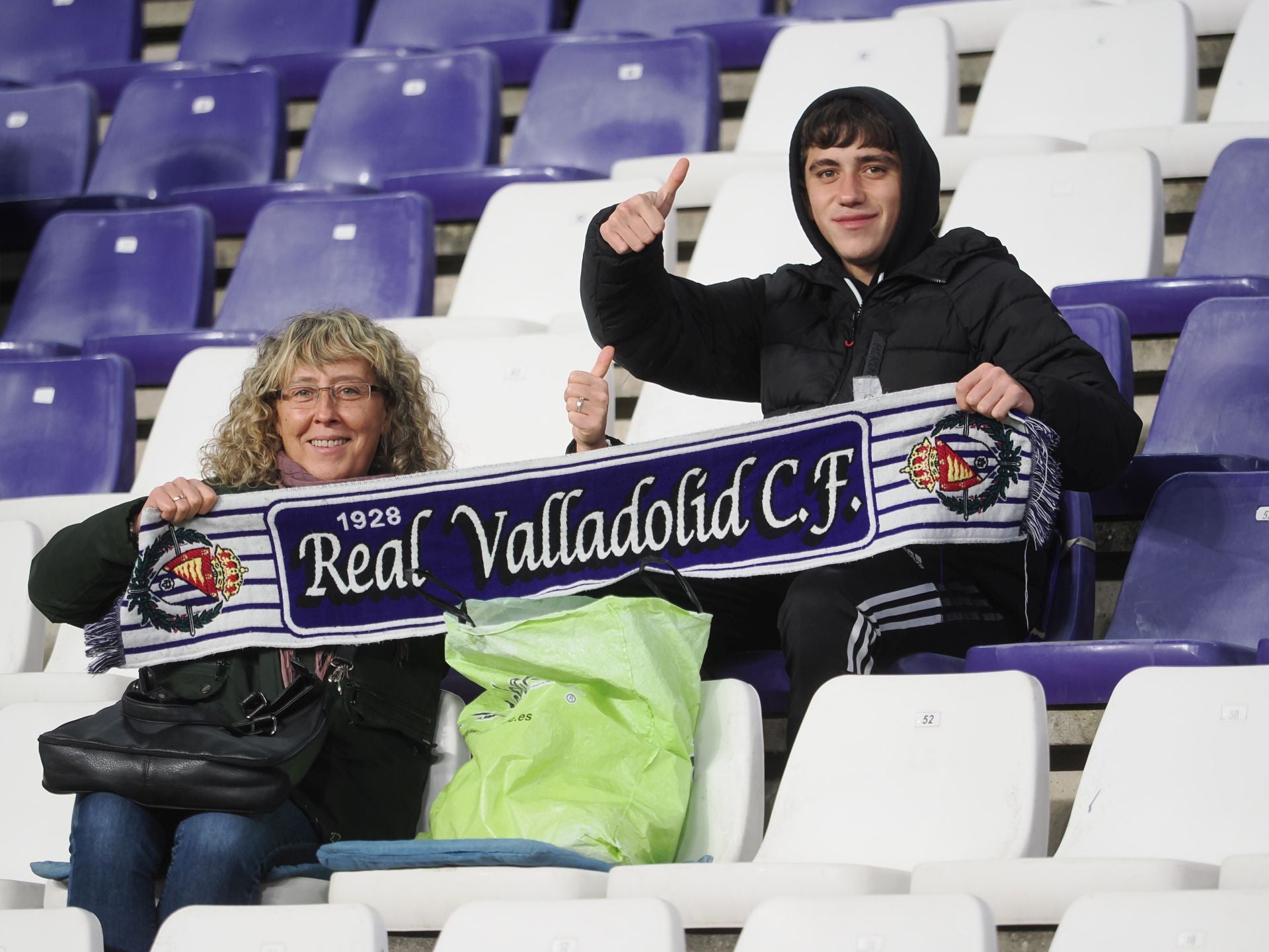 Búscate en la grada del estadio José Zorrilla (4/4)
