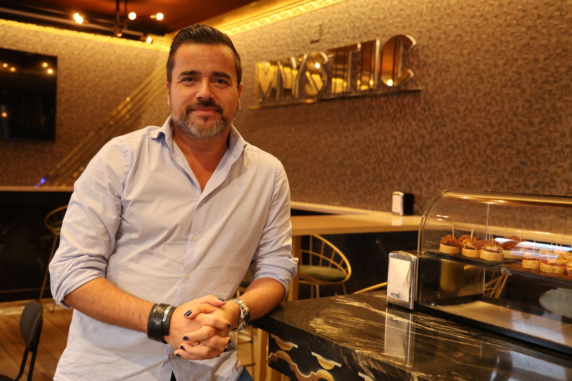 El cantante vallisoletano Fran Pahino en el bar Mystic.