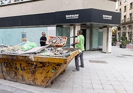 Obras en el local de María de Molina con Veinte de febrero que ocupará la cadena DIA.