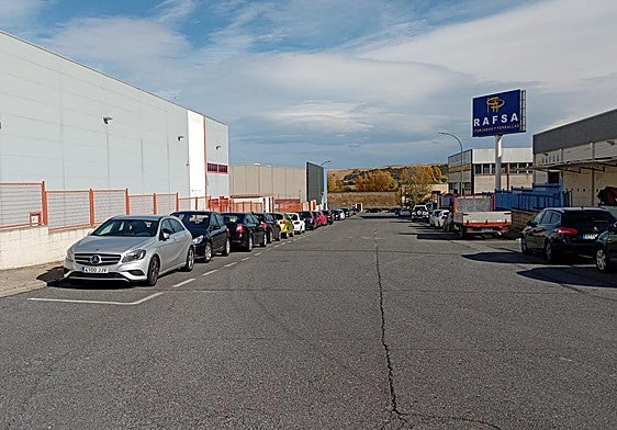 Calle Roble, en el polígono industrial Nicomedes García de Valverde del Majano.