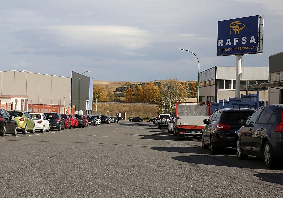 Calle Roble, en el polígono de Valverde del Majano.