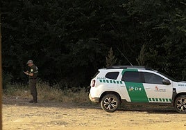 Agente medioambiental de la Junta en una imagen de archivo.
