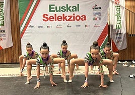 Las integrantes del equipo alevín de La Victoria.