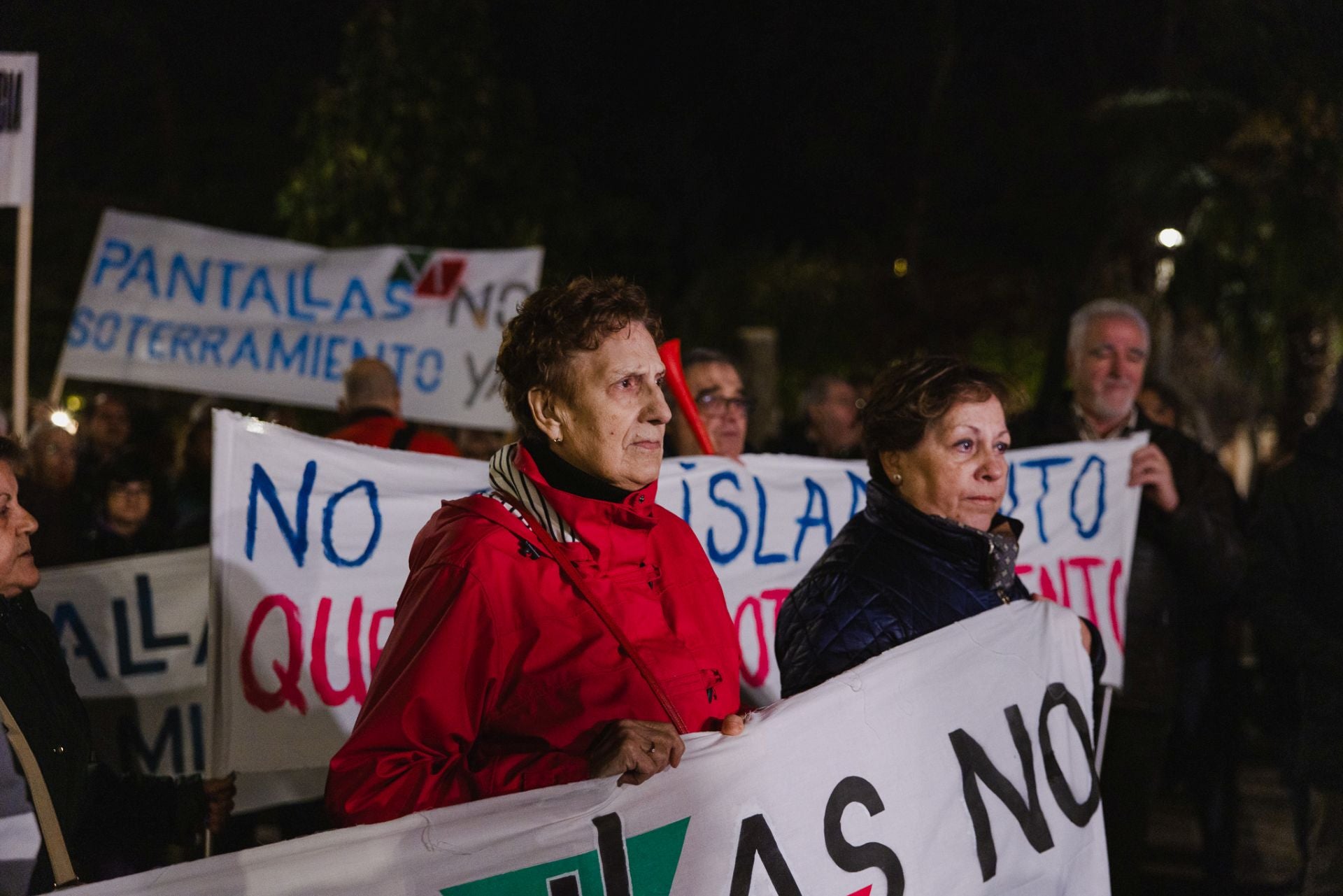 Palencia sale a la calle para protestar por las pantallas acústicas