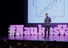 Una imagen de la jornada de Naukas hoy en el Teatro Zorrilla.