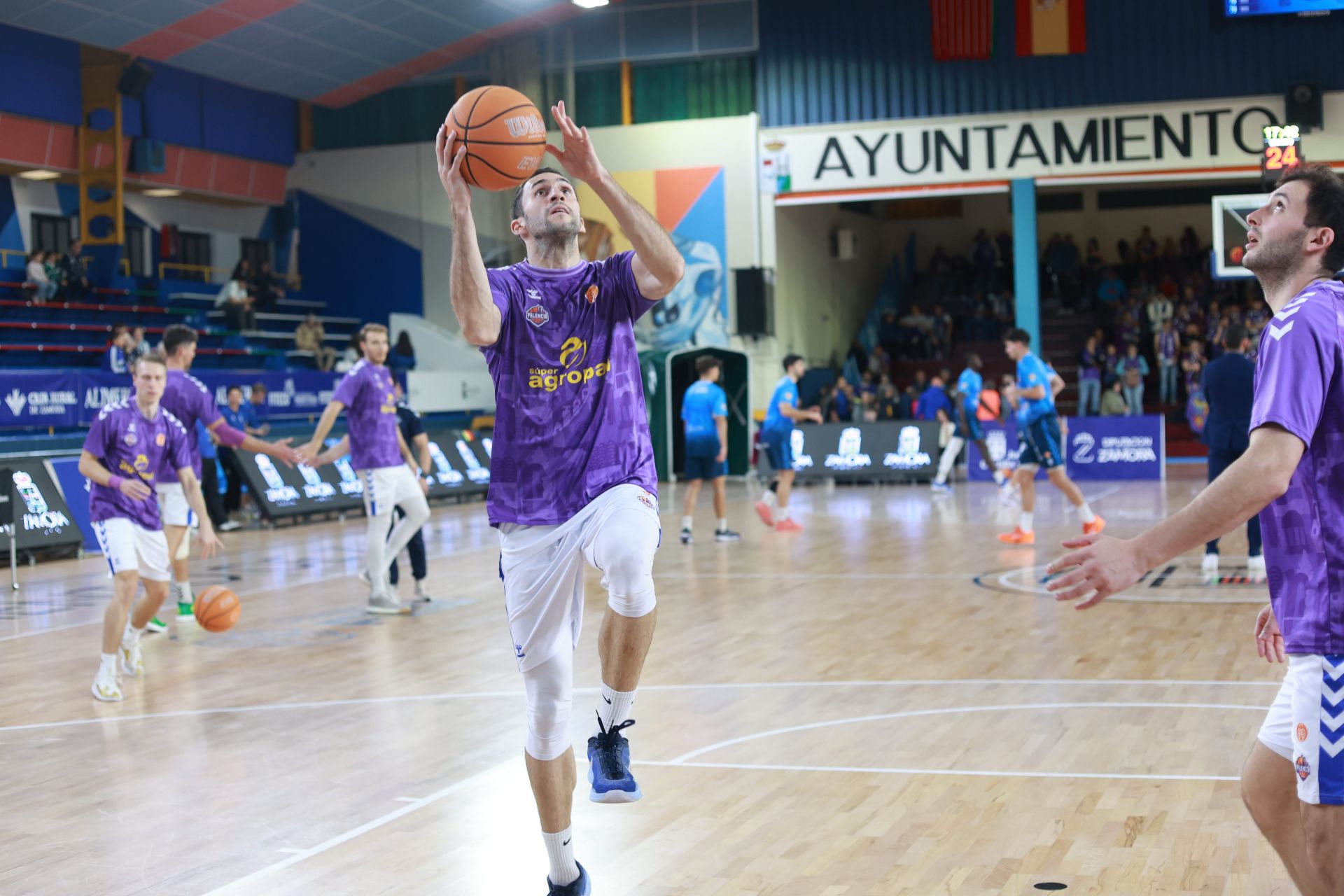 Caja Rural Zamora 77-102 Súper Agropal Palencia