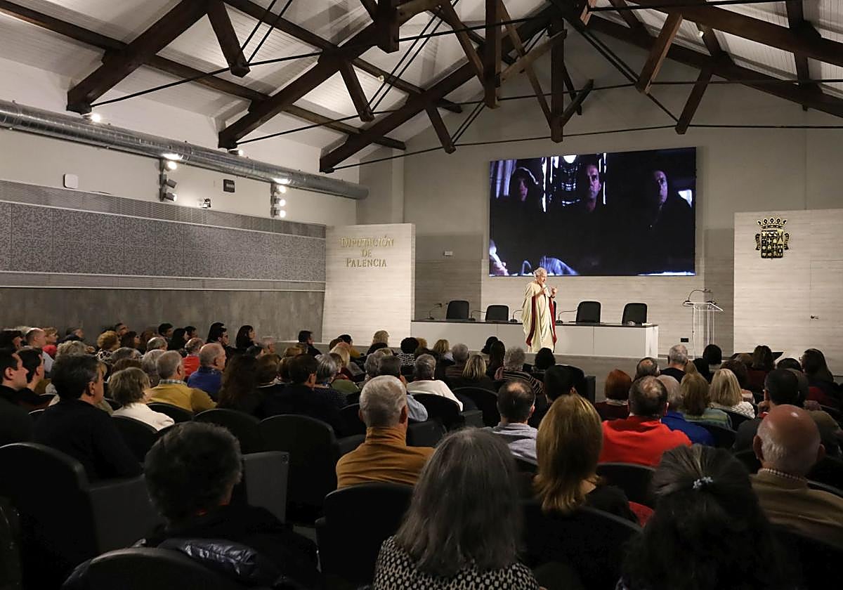 Emilio del Río llena de romanos el Centro Cultural Provincial de Palencia