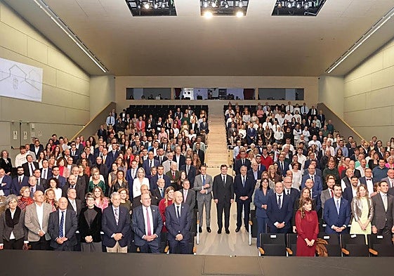 Autoridades presentes en el Día de la Provincia 2025