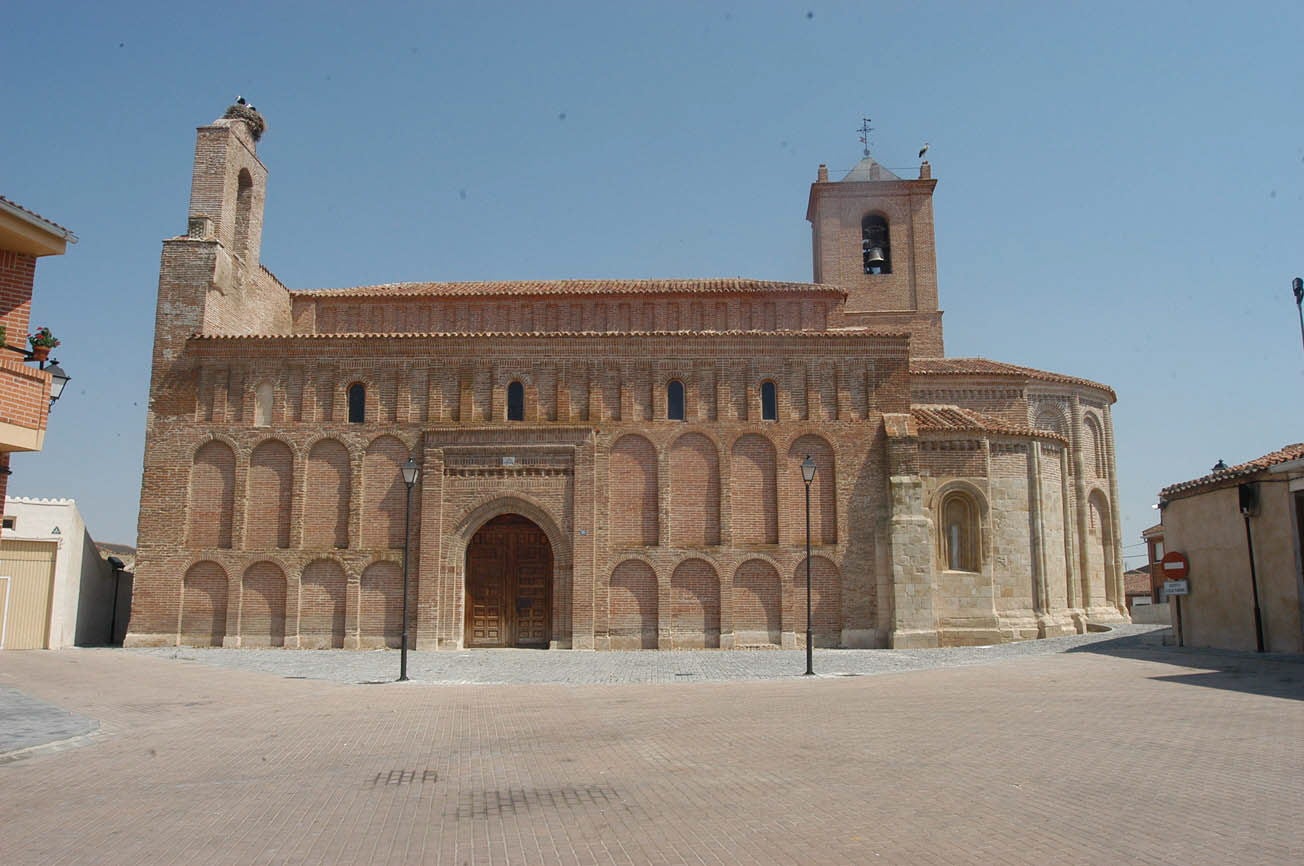 La iglesia de San Juan Bautista, declarada Monumento Histórico-Artístico Nacional. 22 de julio de 2005.